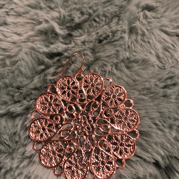 Express earrings - Picture 2 of 4